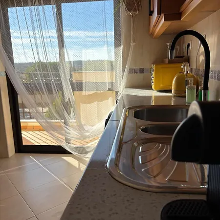Διαμέρισμα Hill View Oasis Near Porto De Mos Cliffs &